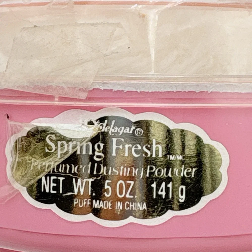 Belcam Delagar Spring Fresh Dusting Powder 5 Oz Floral Body Talc Scented Pink